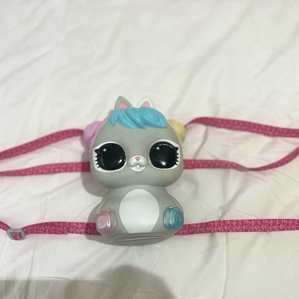 LOL Surprise Backpack Biggie Pets Hop Hop Bunny Coin Bank MGA Toy - Picture 4 of 5